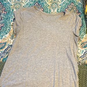 Lululemon tee shirt